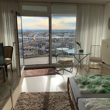 Appartment im Hotelturm Augsburg Buitenkant foto